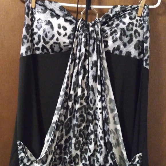 Top - Picture 3 of 4